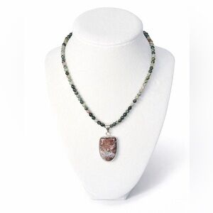 Indian Agate Necklace with Pendant